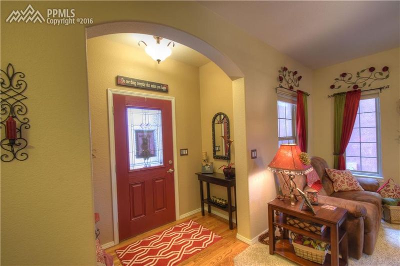 4434 Campus Bluffs Ct, Colorado Springs, CO 80918