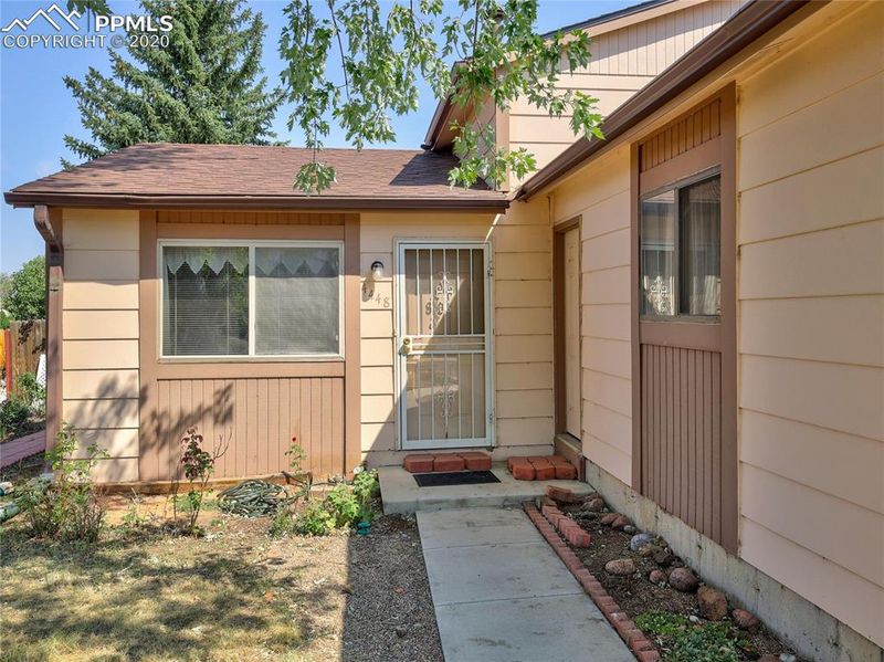 4448 Berryknoll Dr, Colorado Springs, CO 80916