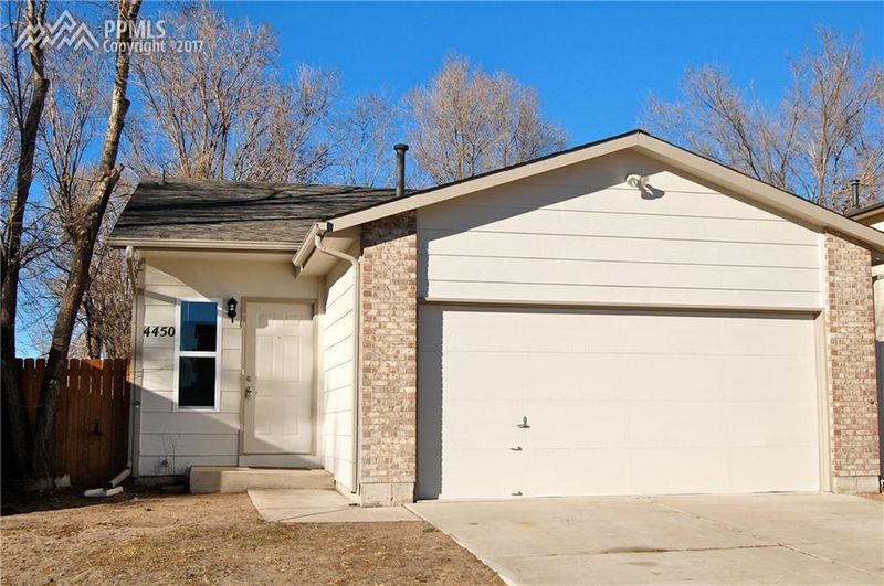 4450 Dooley Way, Colorado Springs, CO 80911