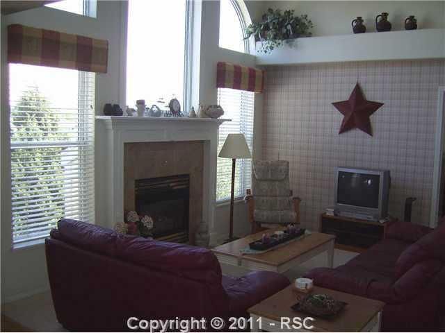 4450 Dynasty Dr, Colorado Springs, CO 80918