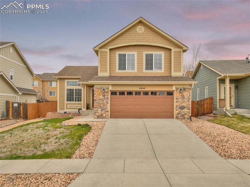 4454 Crow Creek Dr, Colorado Springs, CO 80922