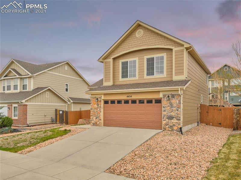 4454 Crow Creek Dr, Colorado Springs, CO 80922