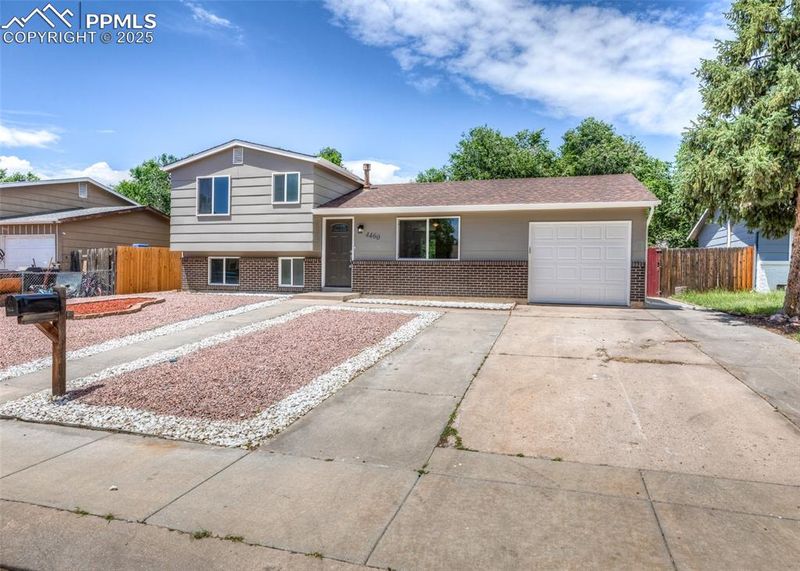 4460 Monica Dr, Colorado Springs, CO 80916