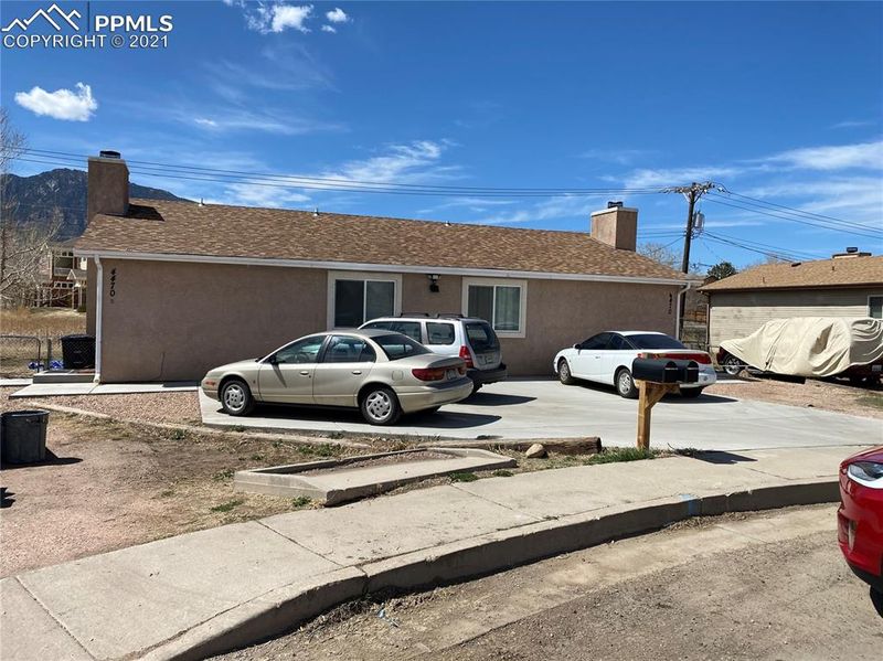 4470 Loomis Ave, Colorado Springs, CO 80906