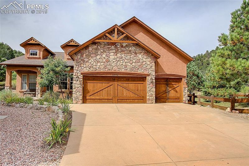 4482 Campus Bluffs Ct, Colorado Springs, CO 80918