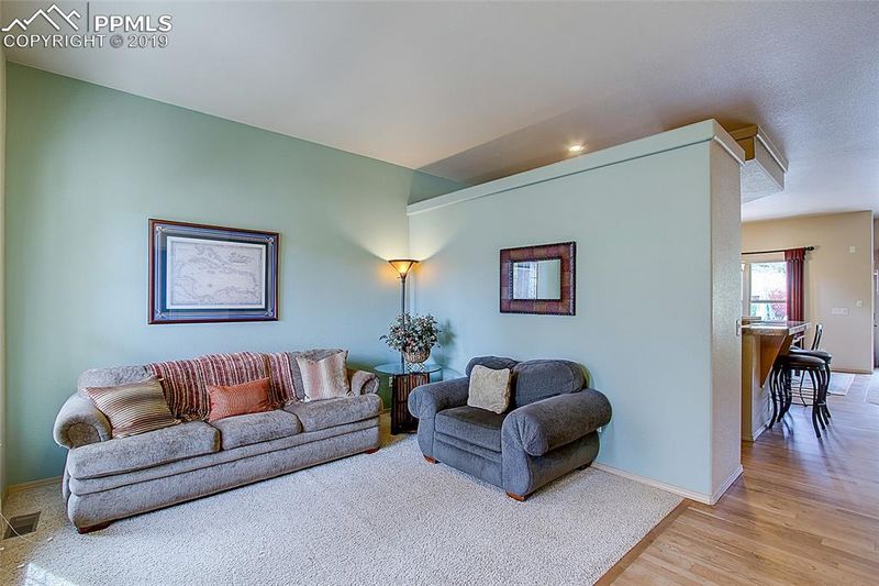 4482 Campus Bluffs Ct, Colorado Springs, CO 80918
