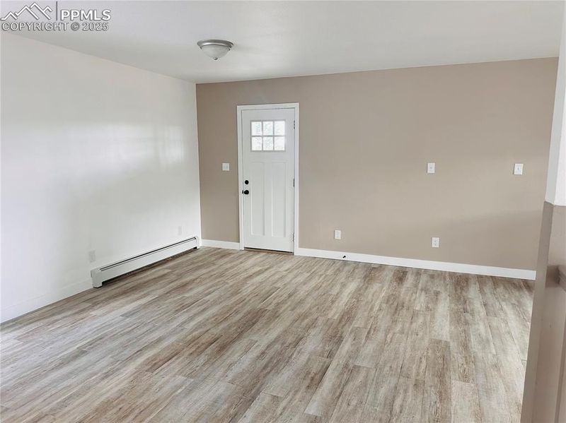 449 Loomis Ave, Colorado Springs, CO 80906