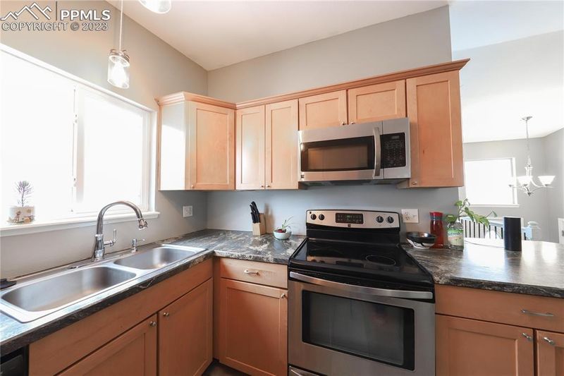 4490 Allison Dr, Colorado Springs, CO 80916