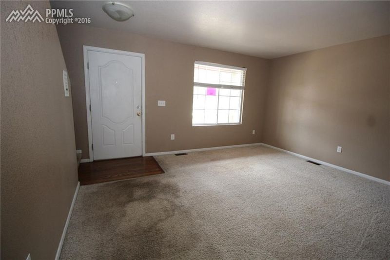 45 Audubon Dr, Colorado Springs, CO 80910