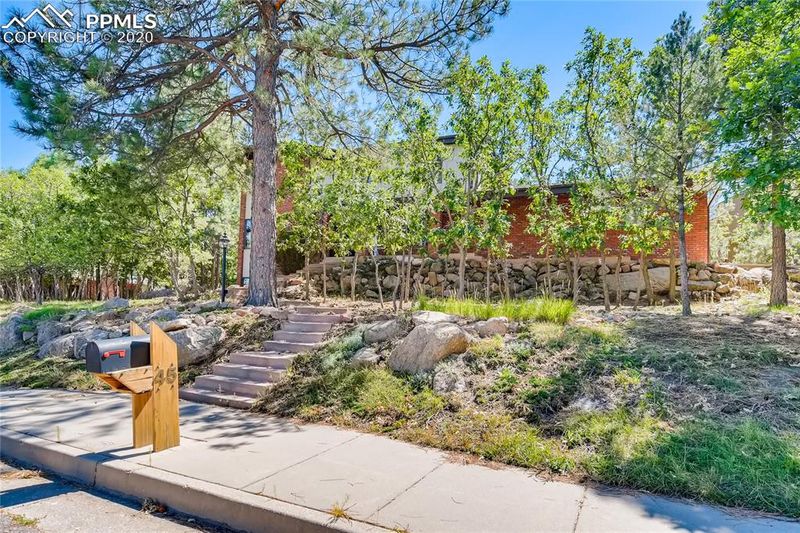 45 Beckwith Dr, Colorado Springs, CO 80906