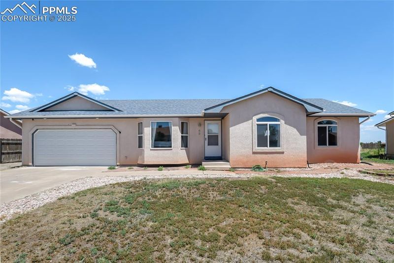 45 E Bonanza Dr, Pueblo, CO 81007