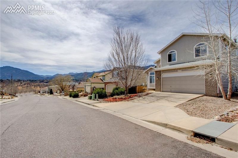 450 Millstream Ter, Colorado Springs, CO 80905