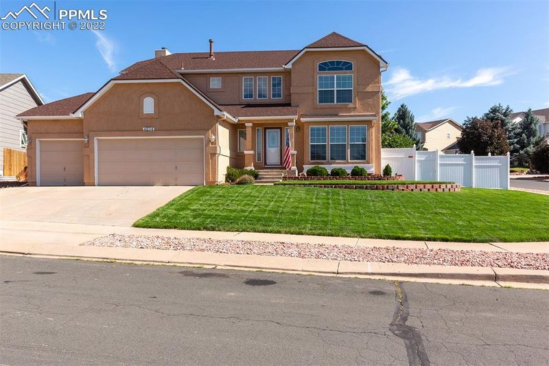 4504 Bridle Pass Dr, Colorado Springs, CO 80923