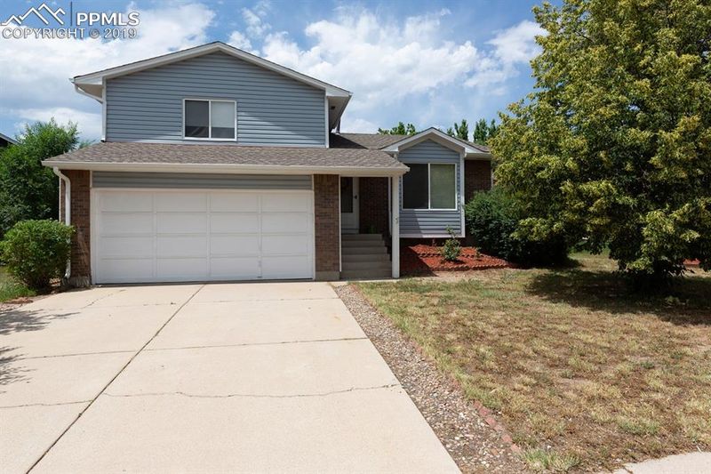 4510 Allison Dr, Colorado Springs, CO 80916
