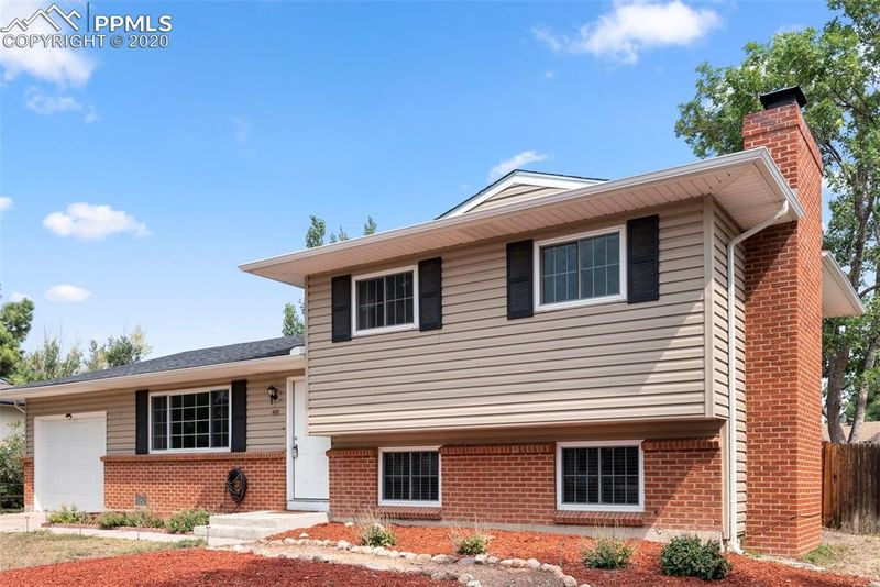4511 La Cresta Dr, Colorado Springs, CO 80918