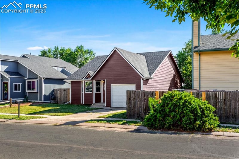 4511 Sunnyhill Dr, Colorado Springs, CO 80916