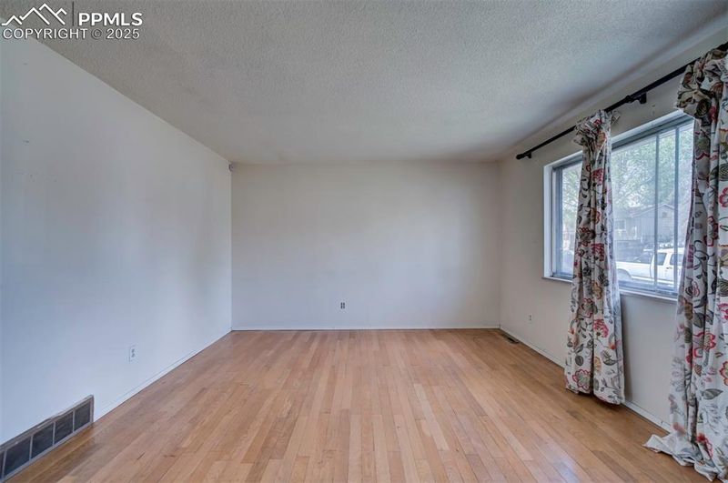 4518 Bella Dr, Colorado Springs, CO 80918