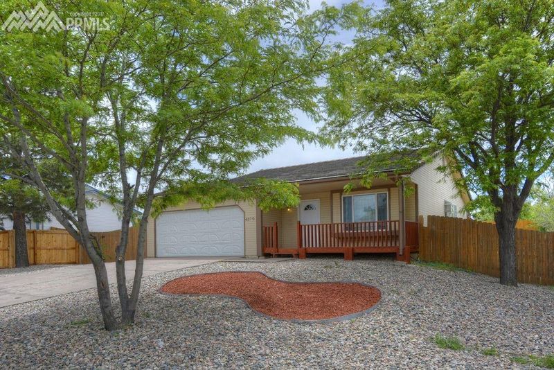 4520 Fenton Rd, Colorado Springs, CO 80916