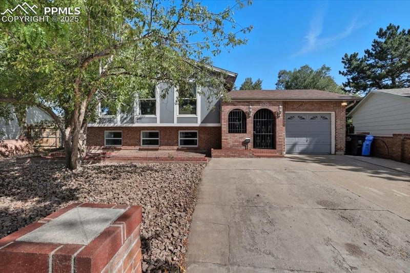 4520 Melville Dr, Colorado Springs, CO 80916