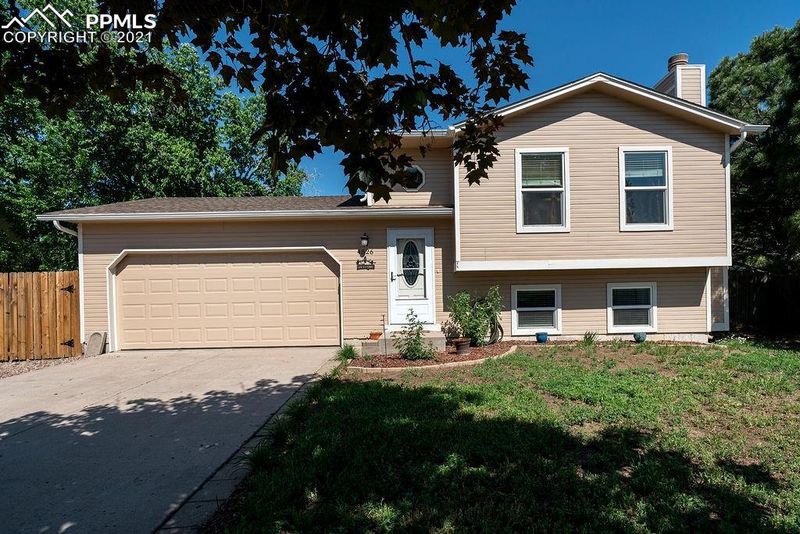 4526 Lancaster Dr, Colorado Springs, CO 80916