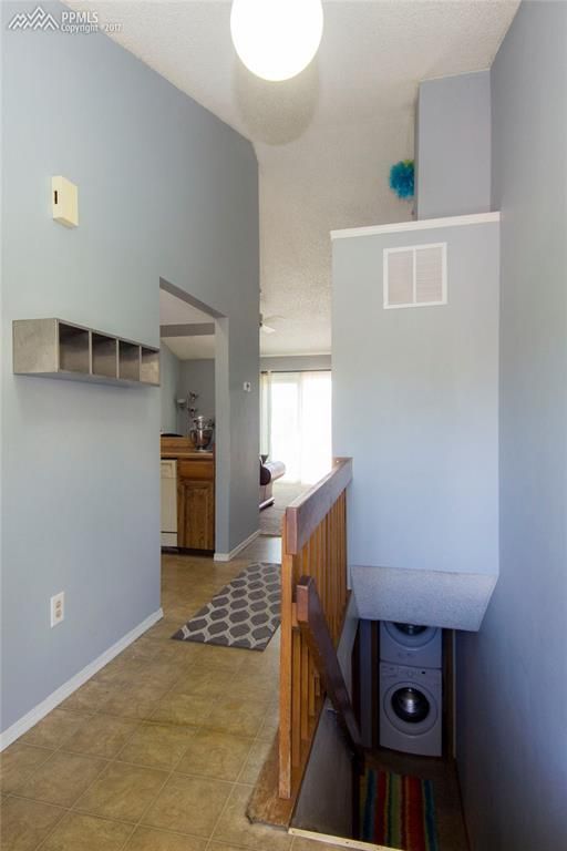 4535 Lamplighter Cir, Colorado Springs, CO 80916