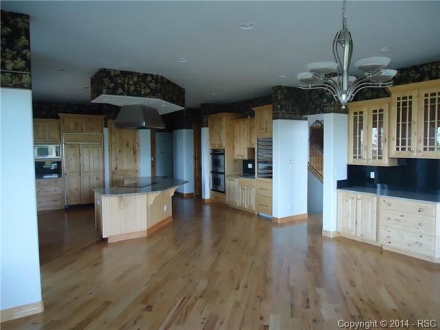 4536 Stonehill Rd, Colorado Springs, CO 80918