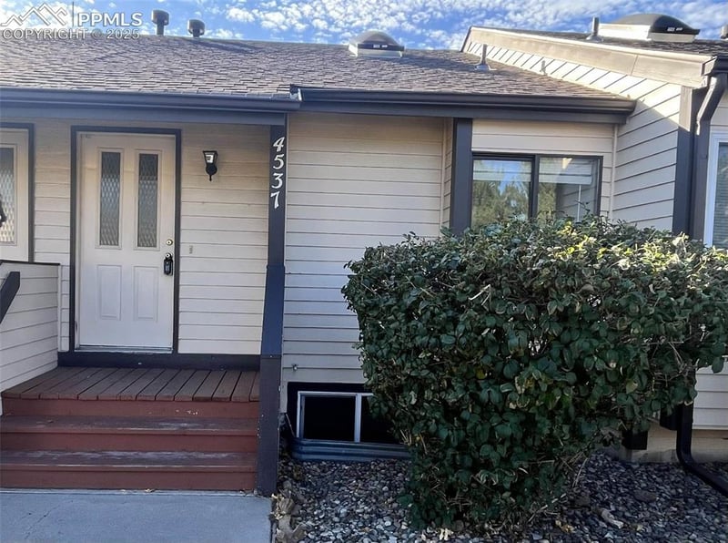 4537 Lamplighter Cir, Colorado Springs, CO 80916