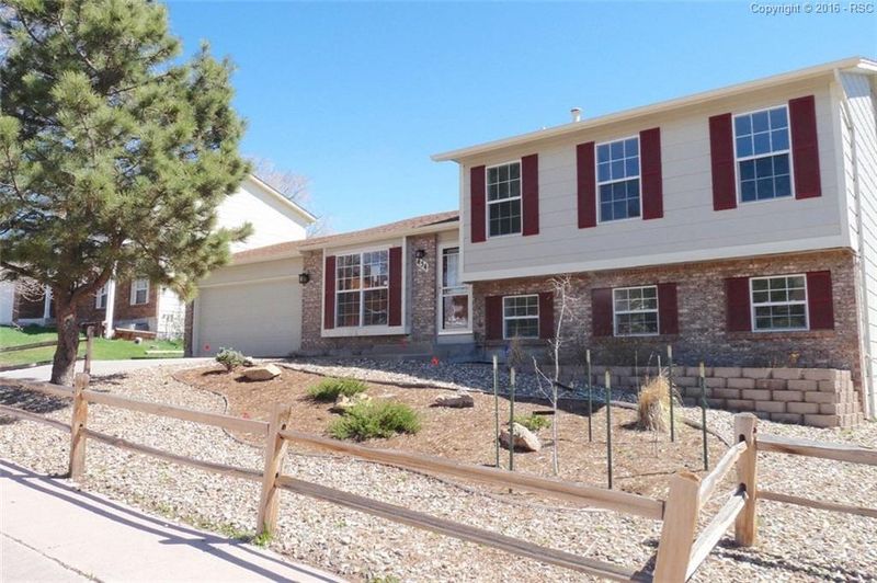 454 Anaconda Dr, Colorado Springs, CO 80919