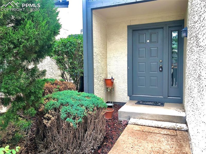 4541 Castlepoint Dr, Colorado Springs, CO 80917