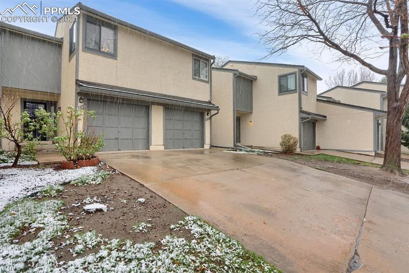 4549 Castlepoint Dr, Colorado Springs, CO 80917