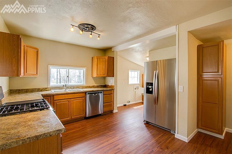 455 Boulder St, Calhan, CO 80808