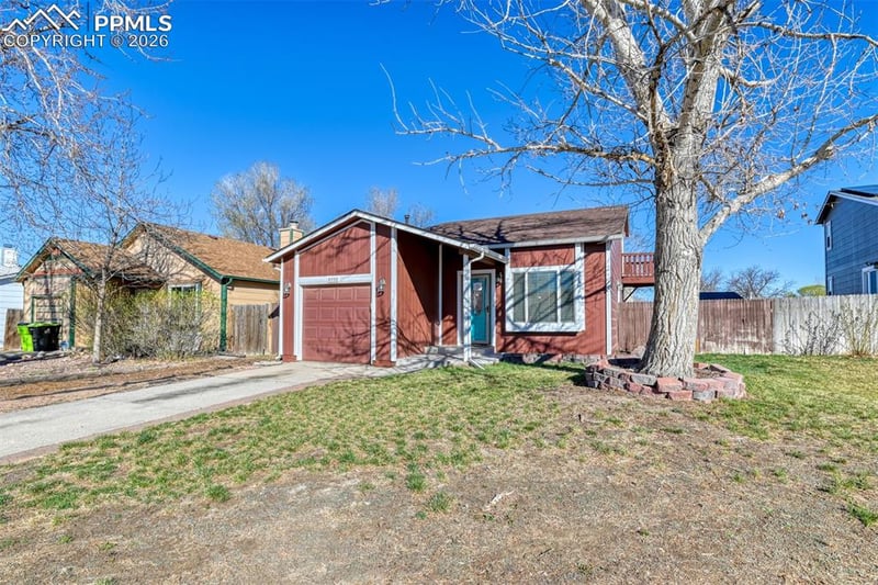 4550 Hollyridge Dr, Colorado Springs, CO 80916