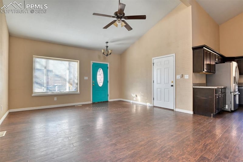 4550 Hollyridge Dr, Colorado Springs, CO 80916
