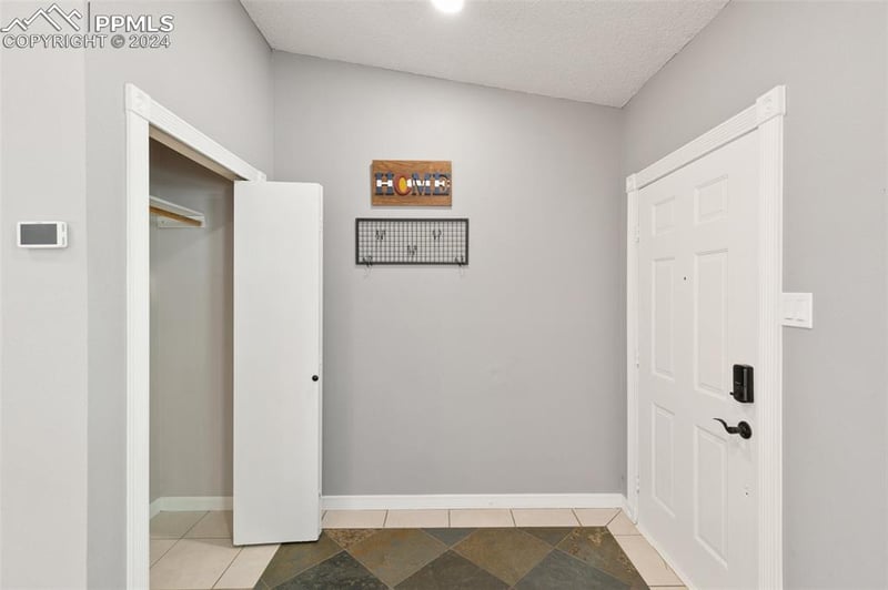 4555 Debonair Cir, Colorado Springs, CO 80917
