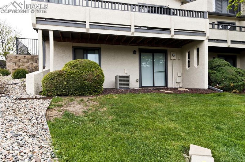 4556 Castlepoint Dr, Colorado Springs, CO 80917