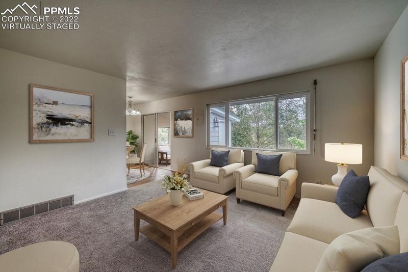 456 Riverside Ln, Fountain, CO 80817