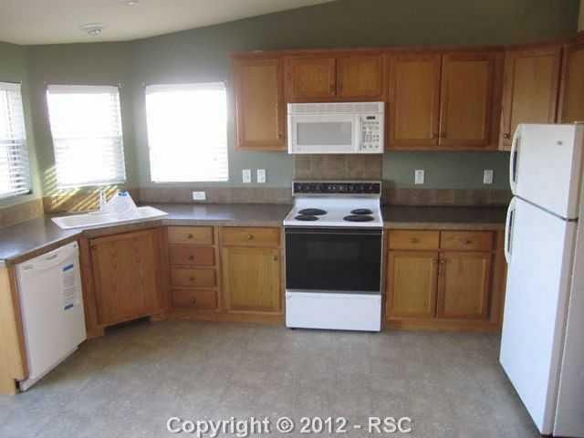 4560 Gray Fox Hts, Colorado Springs, CO 80922