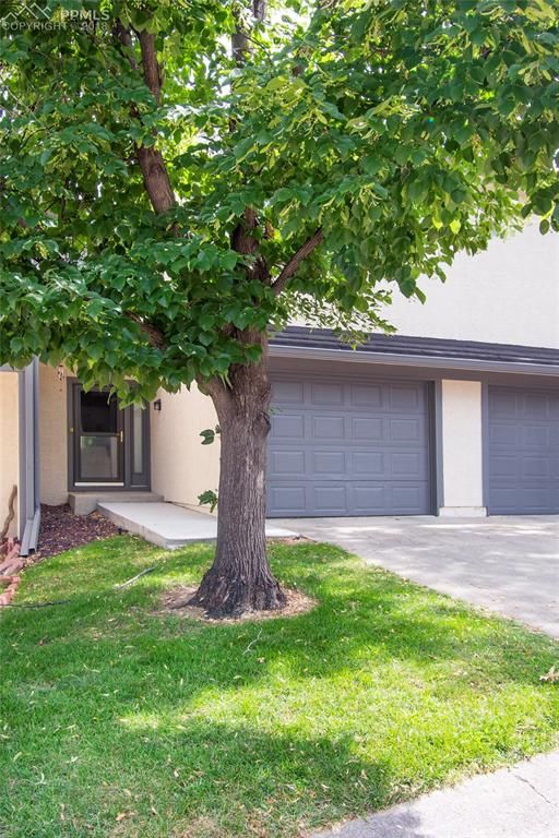 4565 Castle Point Dr, Colorado Springs, CO 80917