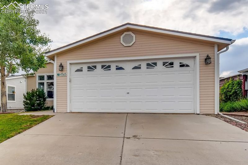 4565 Gray Fox Hts, Colorado Springs, CO 80922