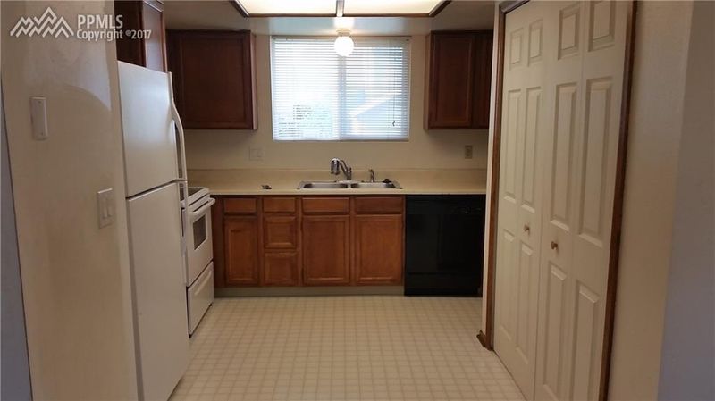 4569 Bramble Ln, Colorado Springs, CO 80925