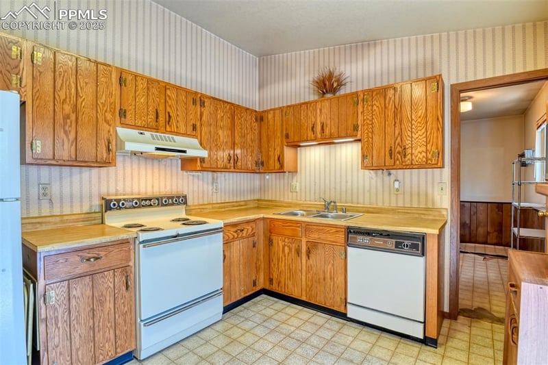 4569 Eastcrest Cir, Colorado Springs, CO 80916