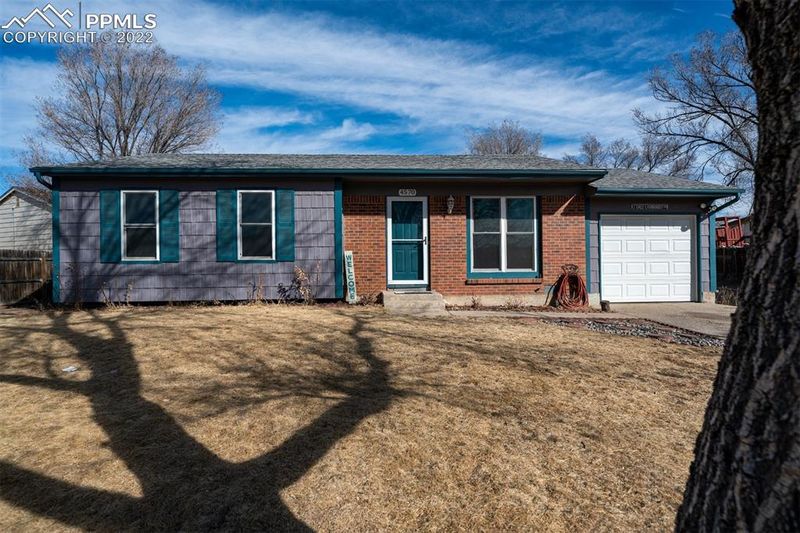 4570 Newton Dr, Colorado Springs, CO 80916