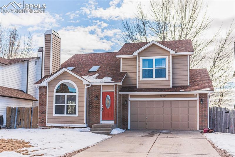 4572 Bramble Ln, Colorado Springs, CO 80925