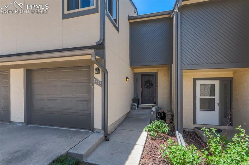 4572 Castlepoint Dr, Colorado Springs, CO 80917