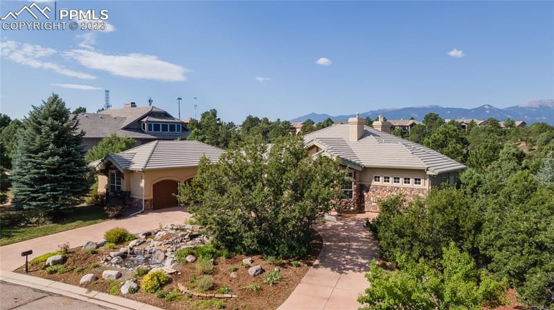 4572 Stonehill Rd, Colorado Springs, CO 80918