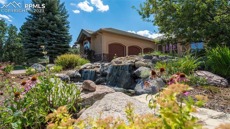 4572 Stonehill Rd, Colorado Springs, CO 80918