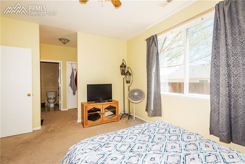 4575 Settlement Way, Colorado Springs, CO 80925