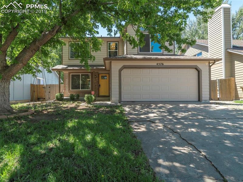 4576 Bramble Ln, Colorado Springs, CO 80925