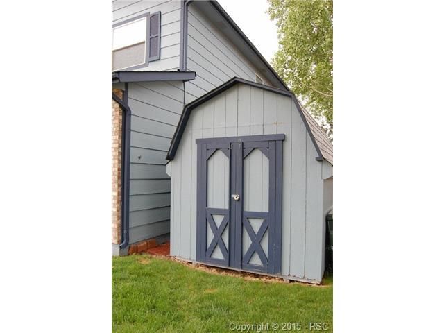 4584 Hennings Dr, Colorado Springs, CO 80911