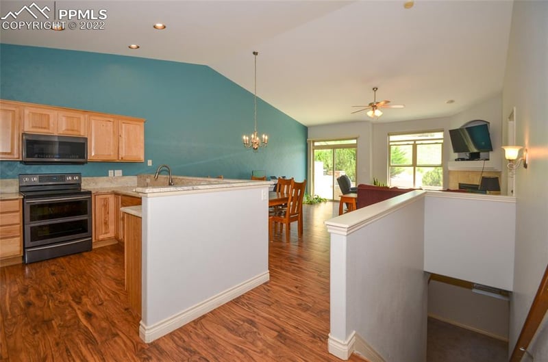 4586 Scarlet Dr, Colorado Springs, CO 80920